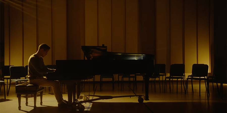 Jeonai Batista playing piano